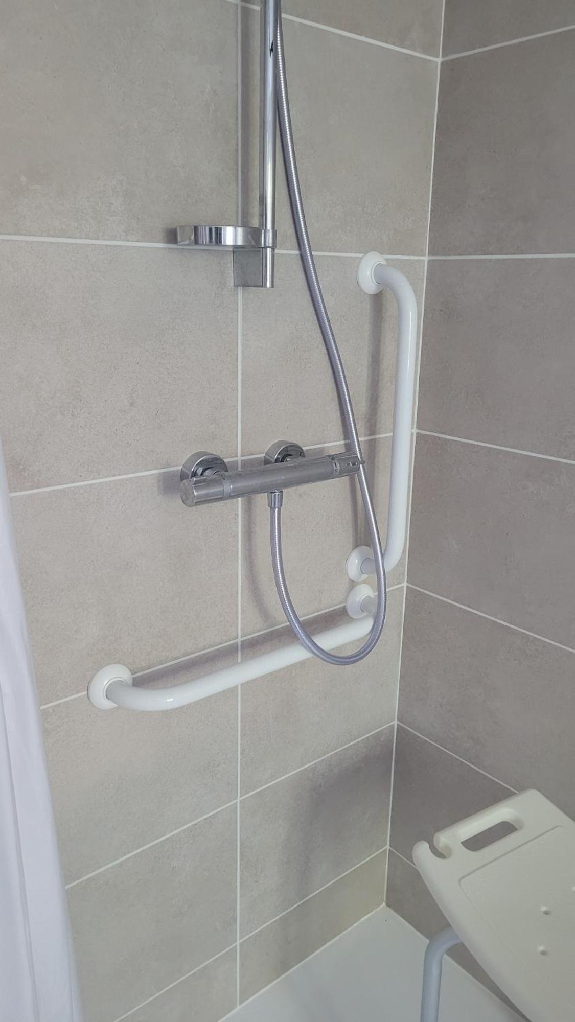 Guérard Le Truc En Plus, Accessibles Pmr, Appartement 45 M2 Mitoyen Dans Une Maison Avec Un Autre Appartement מראה חיצוני תמונה