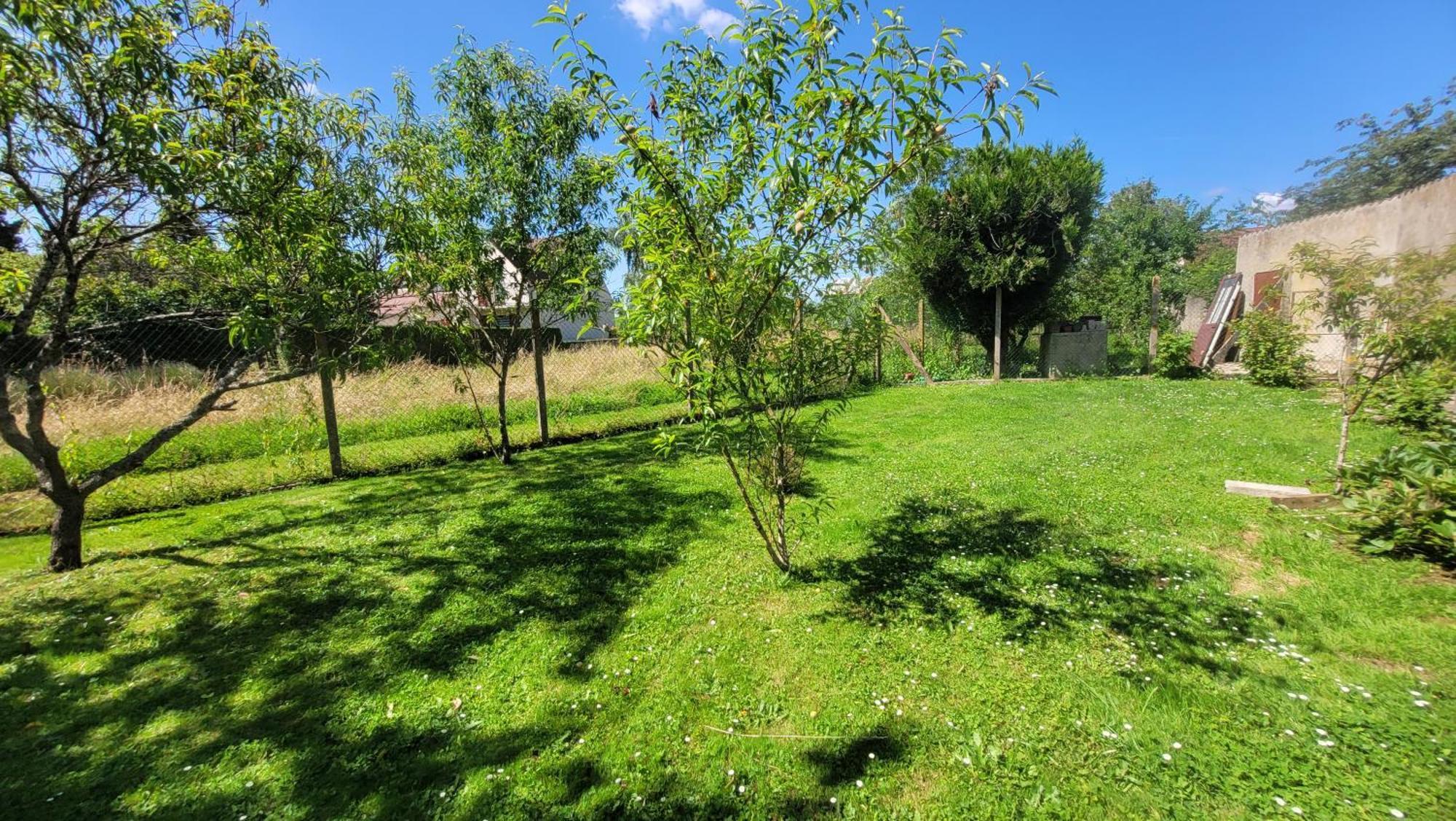 Guérard Le Truc En Plus, Accessibles Pmr, Appartement 45 M2 Mitoyen Dans Une Maison Avec Un Autre Appartement מראה חיצוני תמונה